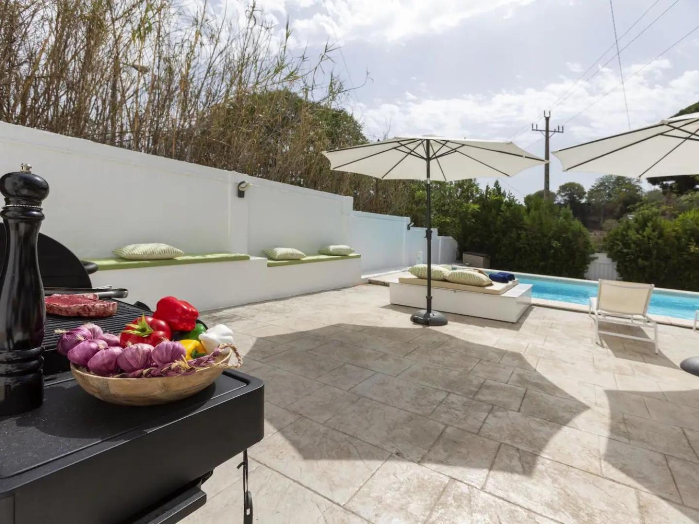Casa Canyet Con Piscina A Un Paso De Barcelona Y La Playa Badalona Ngoại thất bức ảnh