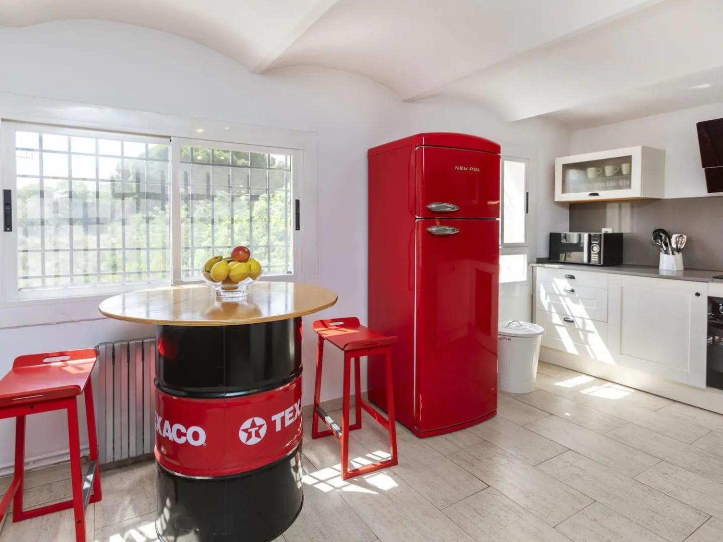 Casa Canyet Con Piscina A Un Paso De Barcelona Y La Playa Badalona Ngoại thất bức ảnh